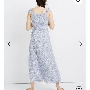 Madewell blue and white floral dress- nursing friendly